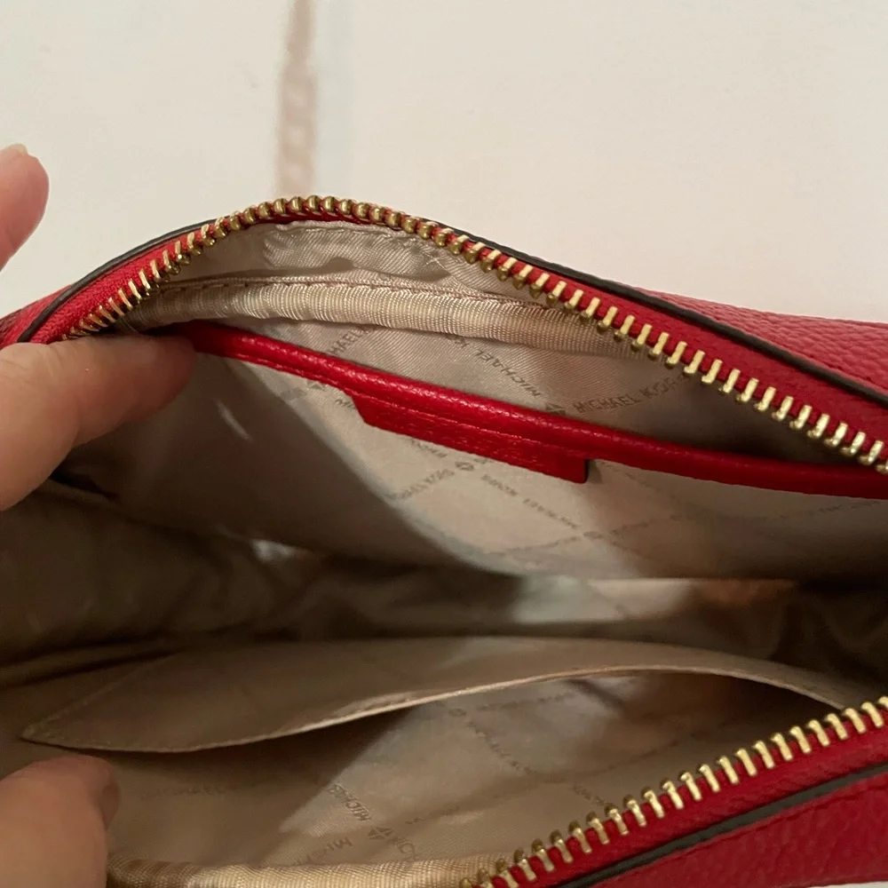 Michael Kors Red Fulton Pebbled Leather Crossbody Bag zip top chain/Buckle strap